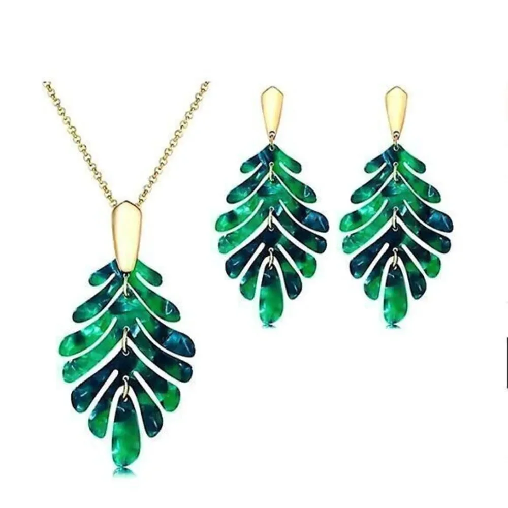 Emerald Green Tropical Leaf Jewelry Set Acrylic Gold Necklace & Drop Earrings